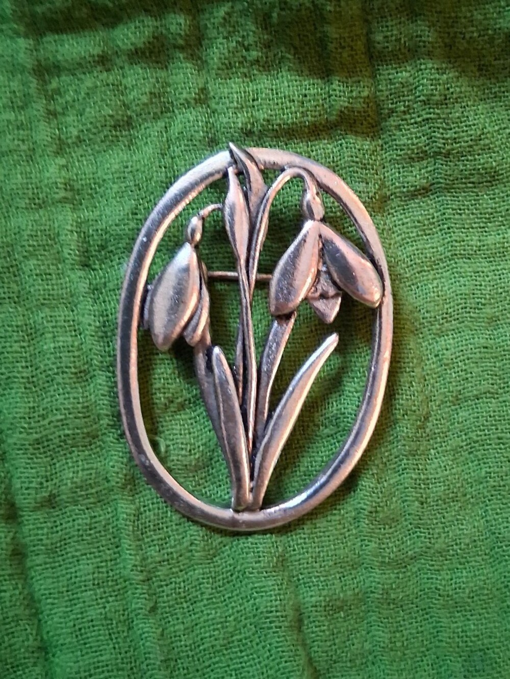 MSJ 86 Silver Pewter Tone Floral Lonely Snowdrop Pin Brooch Welsh Wales